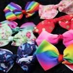 Bows (multi- coloured)